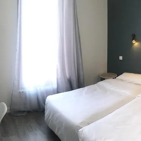 Du Maine Szálloda 2*