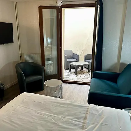 Hotel Du Maine Paris