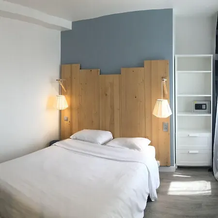 Du Maine 2*