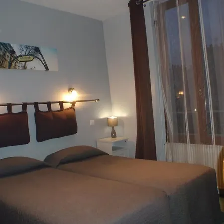 Du Maine Hotel París