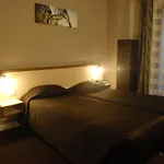 Du Maine Hotel París
