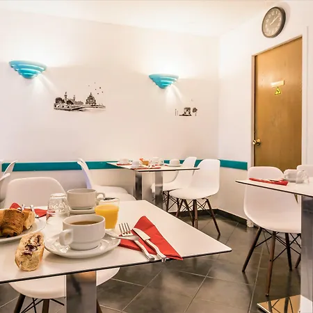 Du Maine 2* Παρίσι