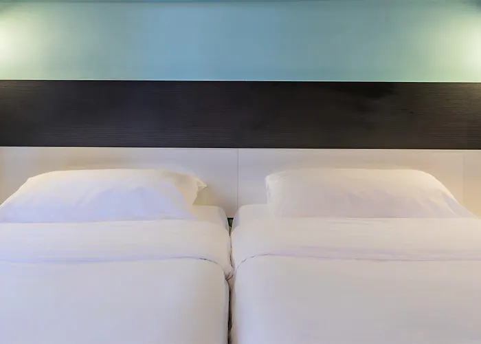 Hotel Du Maine 2*