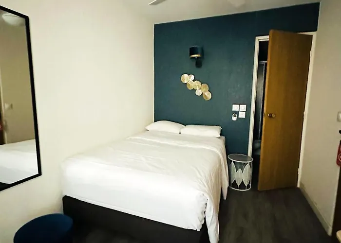 Du Maine Hotel